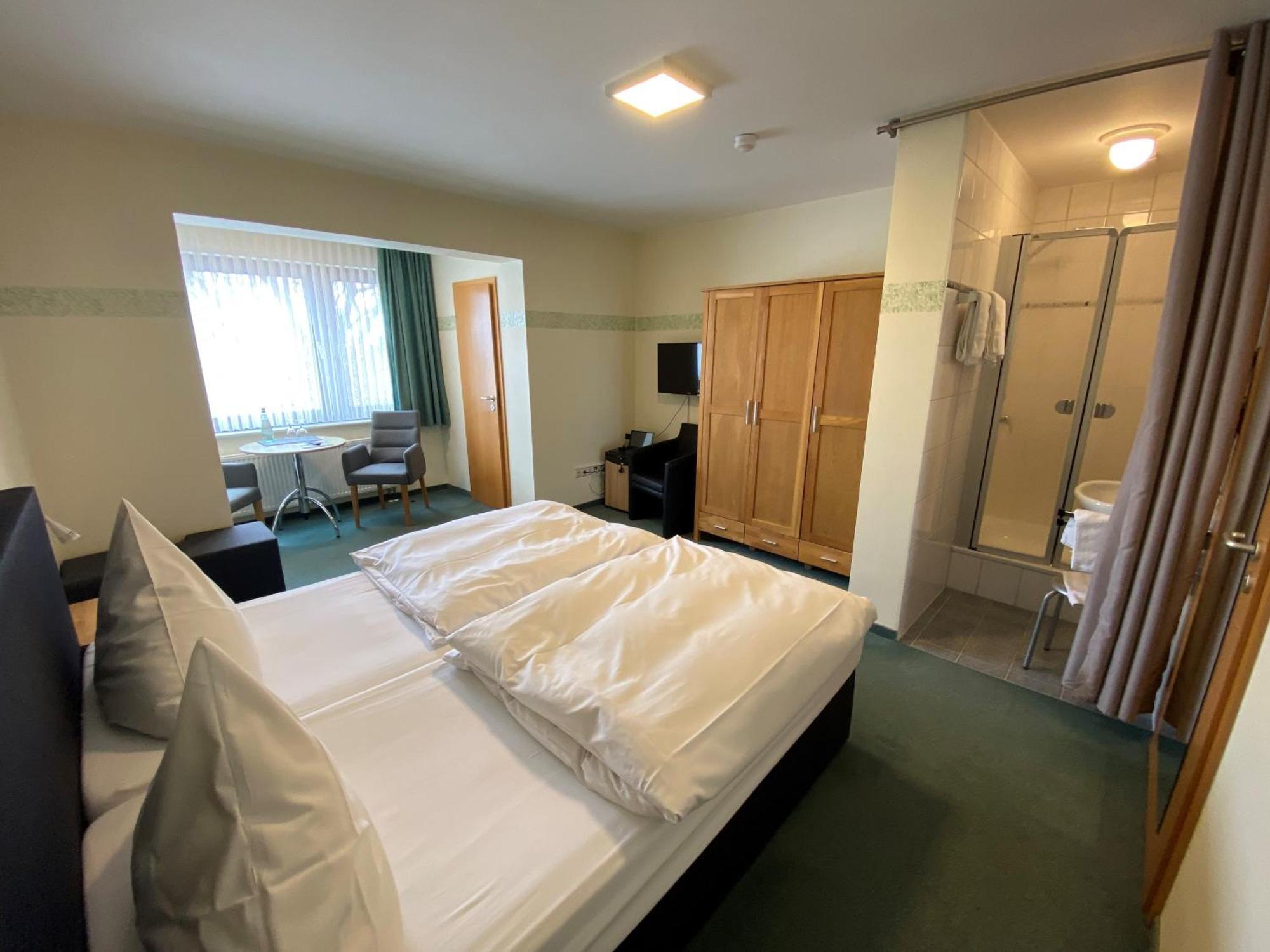 Hotel Roeb Nideggen Bagian luar foto