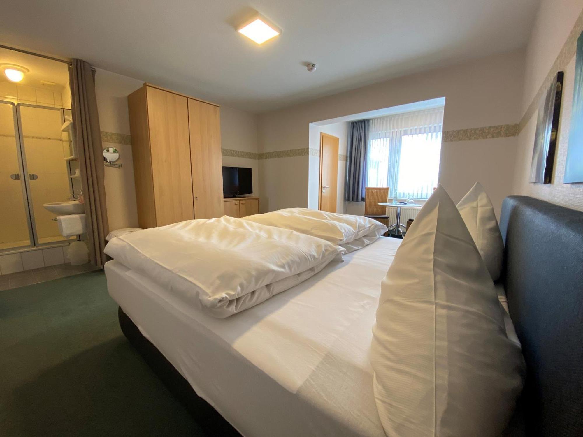 Hotel Roeb Nideggen Ruang foto