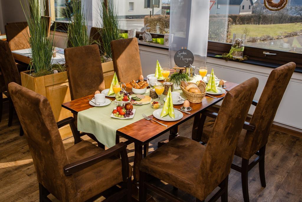 Hotel Roeb Nideggen Bagian luar foto
