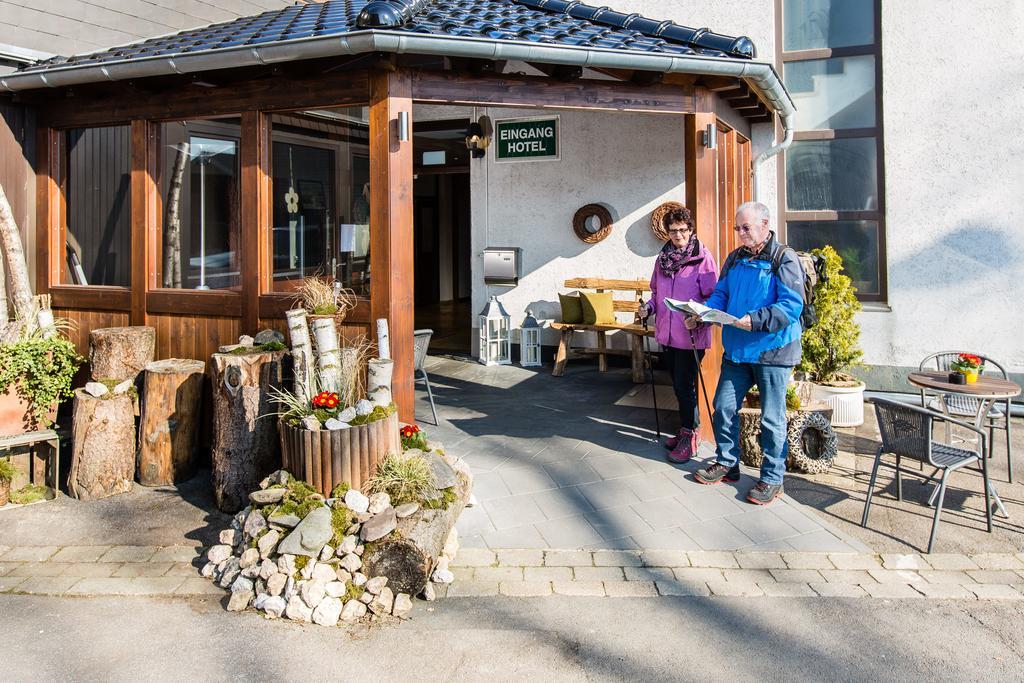 Hotel Roeb Nideggen Bagian luar foto