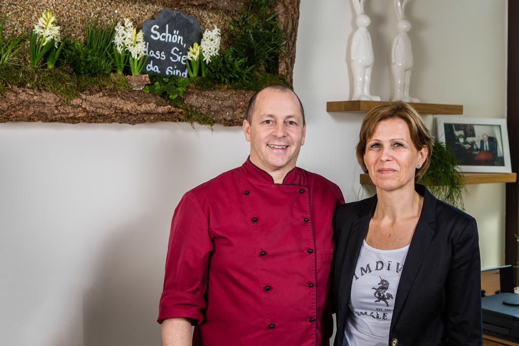 Hotel Roeb Nideggen Bagian luar foto