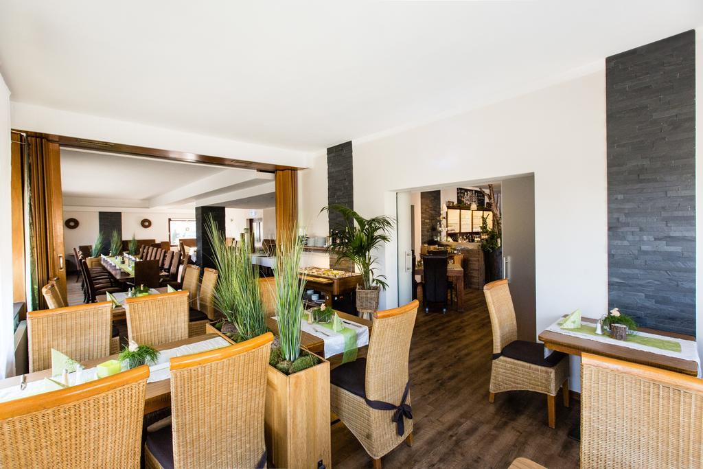 Hotel Roeb Nideggen Bagian luar foto