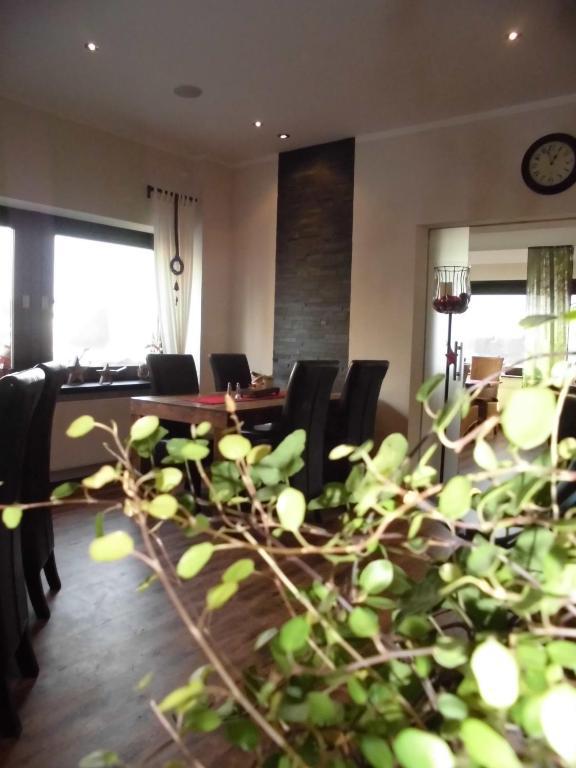 Hotel Roeb Nideggen Bagian luar foto