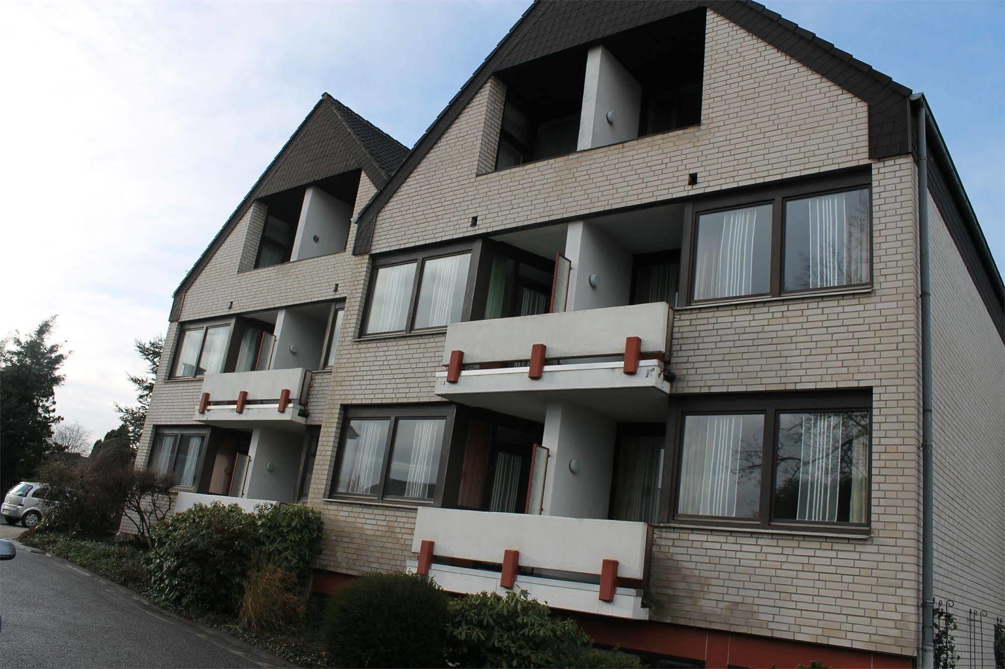Hotel Roeb Nideggen Bagian luar foto