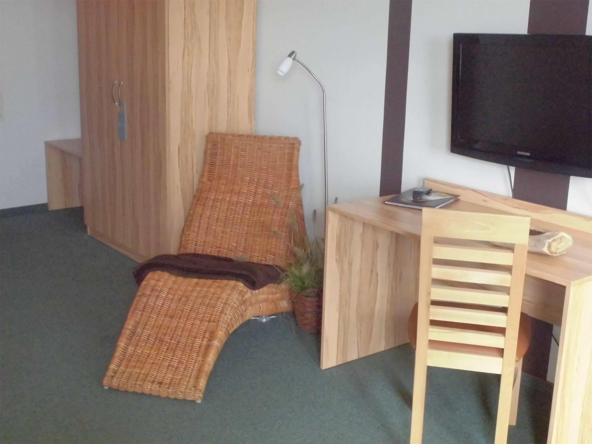 Hotel Roeb Nideggen Bagian luar foto